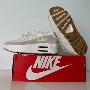 Nike Air Max White and Gray Athletic Shoes
